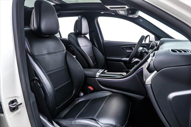 new 2025 Mercedes-Benz GLC 300 car, priced at $55,705