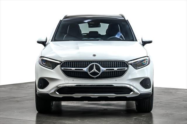 new 2025 Mercedes-Benz GLC 300 car, priced at $55,705