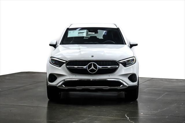 new 2025 Mercedes-Benz GLC 300 car, priced at $53,305