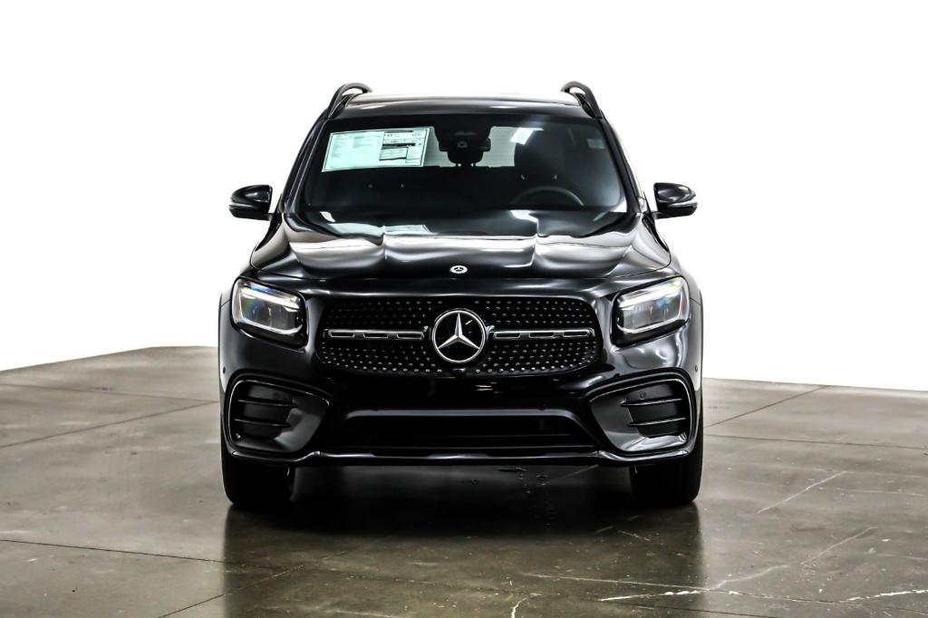 new 2024 Mercedes-Benz GLB 250 car, priced at $53,855