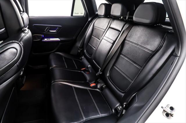 new 2025 Mercedes-Benz GLC 300 car, priced at $53,305