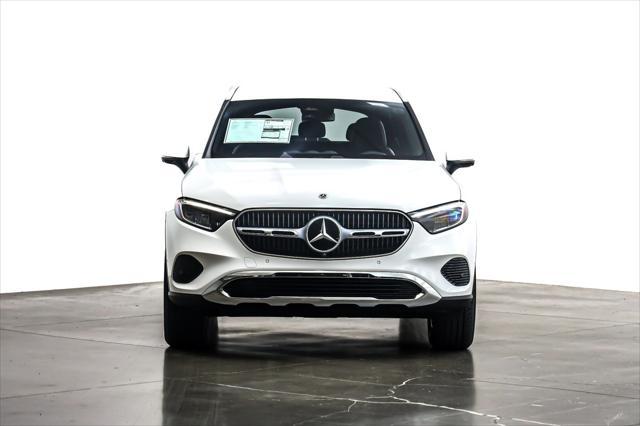 new 2025 Mercedes-Benz GLC 300 car, priced at $53,305
