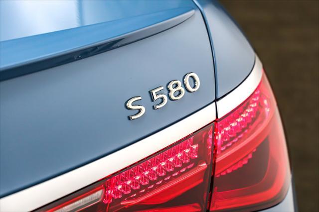 new 2025 Mercedes-Benz Maybach S 580 car, priced at $242,935