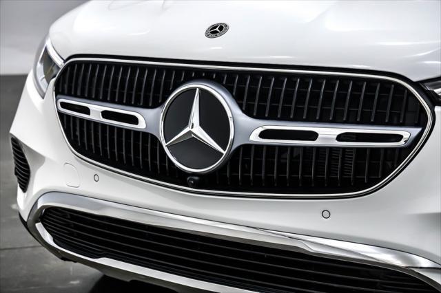 new 2025 Mercedes-Benz GLC 300 car, priced at $53,465