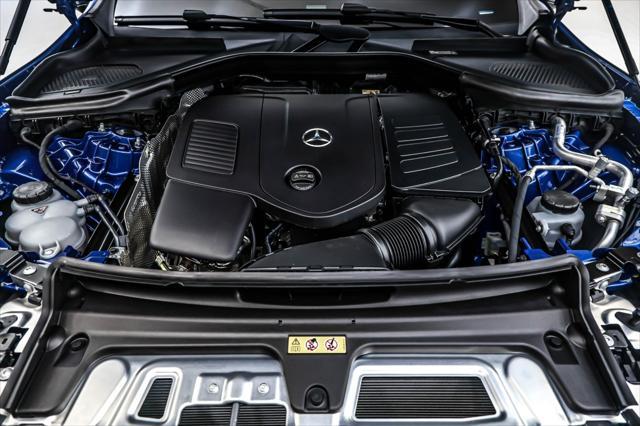 new 2025 Mercedes-Benz GLC 300 car, priced at $54,555