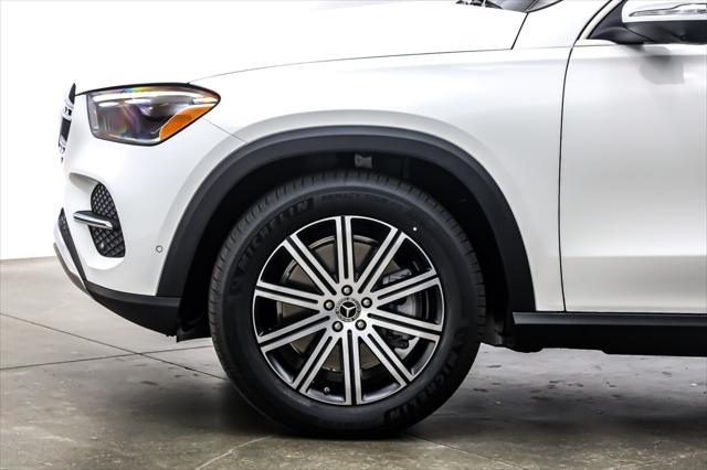 new 2025 Mercedes-Benz GLE 450 car, priced at $80,375