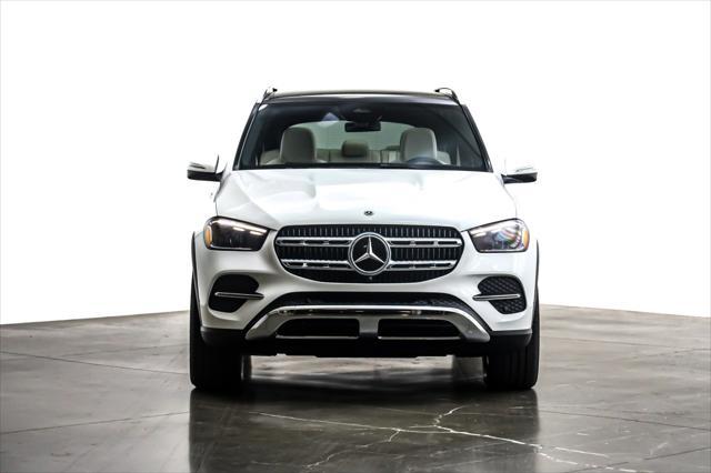 new 2025 Mercedes-Benz GLE 450 car, priced at $80,375