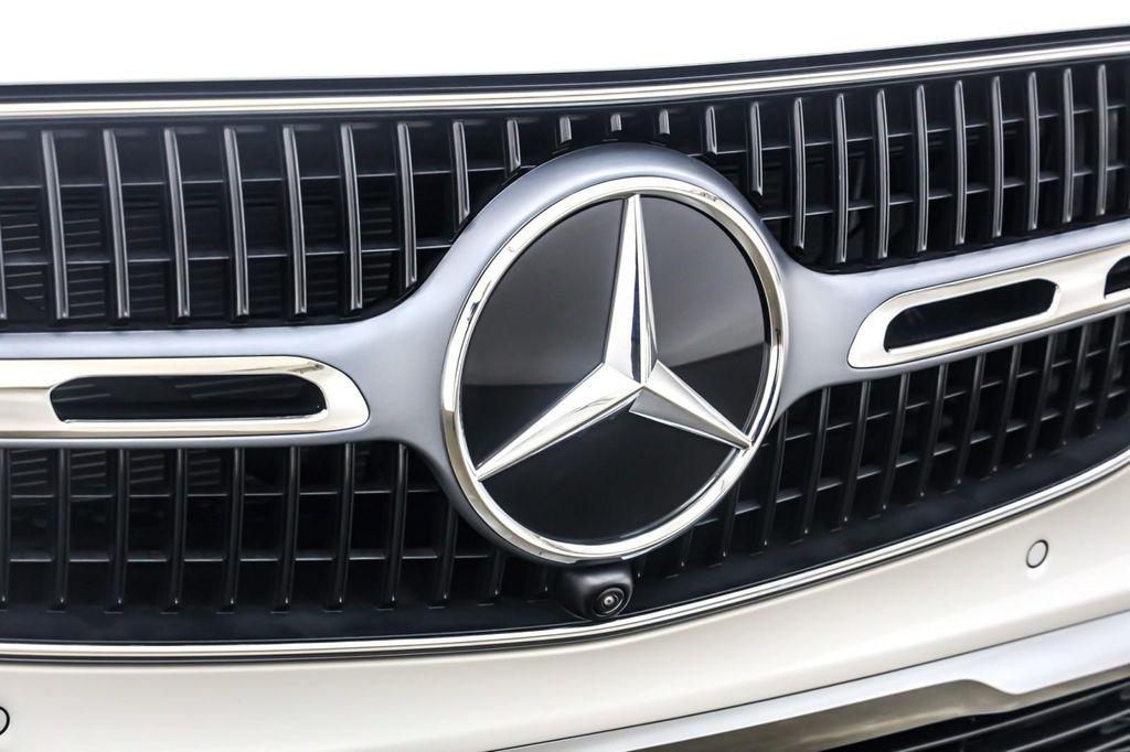 new 2026 Mercedes-Benz GLC 300 car, priced at $52,170