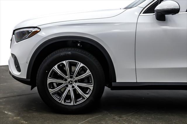 new 2025 Mercedes-Benz GLC 300 car, priced at $51,105