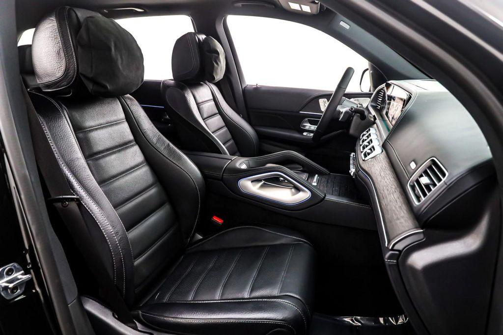 new 2026 Mercedes-Benz GLE 580 car, priced at $101,335