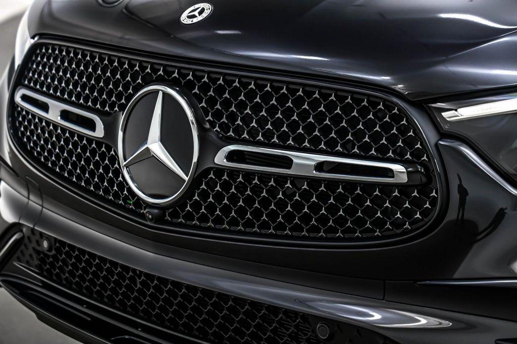 new 2025 Mercedes-Benz GLC 300 car, priced at $66,945