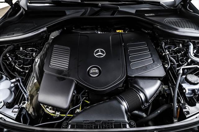 new 2025 Mercedes-Benz GLC 350e car, priced at $67,150