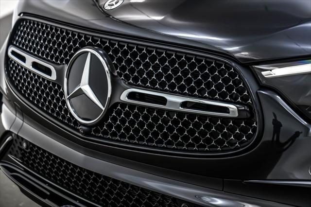 new 2025 Mercedes-Benz GLC 300 car, priced at $67,930