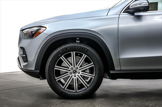 new 2025 Mercedes-Benz GLE 450 car, priced at $75,795