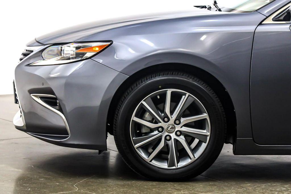 used 2017 Lexus ES 300h car, priced at $19,893