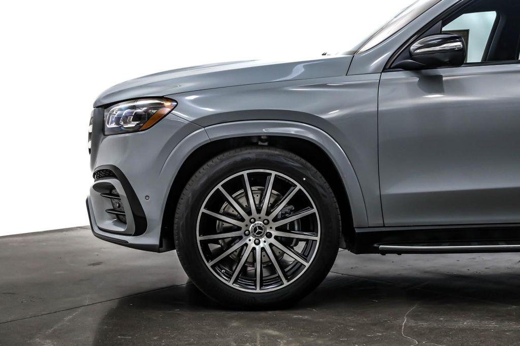 new 2026 Mercedes-Benz GLS 580 car, priced at $123,730