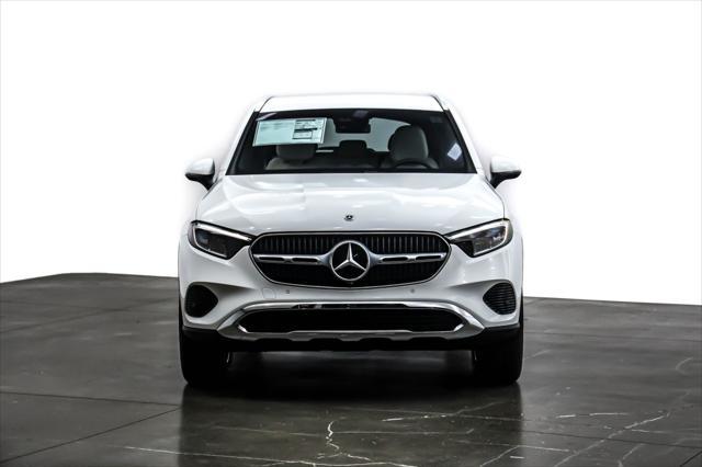 new 2025 Mercedes-Benz GLC 350e car, priced at $62,500