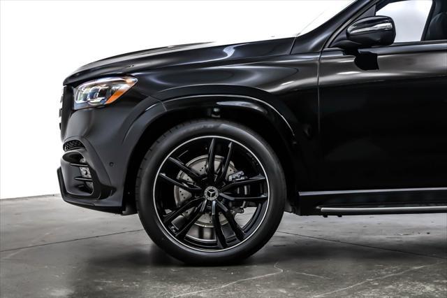new 2025 Mercedes-Benz GLS 580 car, priced at $122,115