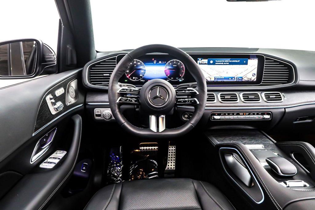 new 2025 Mercedes-Benz GLS 450 car, priced at $98,005