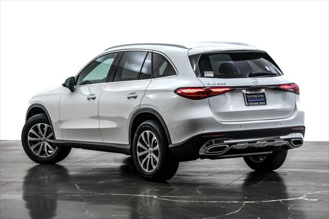 new 2025 Mercedes-Benz GLC 300 car, priced at $51,780