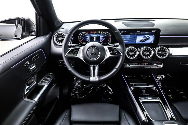 new 2025 Mercedes-Benz GLB 250 car, priced at $50,920