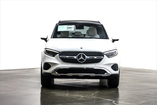 new 2025 Mercedes-Benz GLC 300 car, priced at $53,570