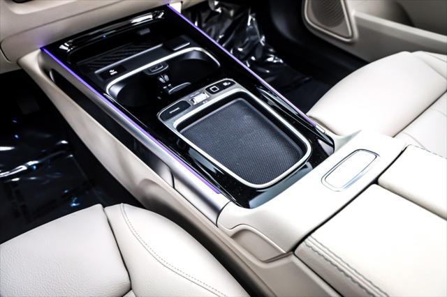 new 2025 Mercedes-Benz GLB 250 car, priced at $49,420