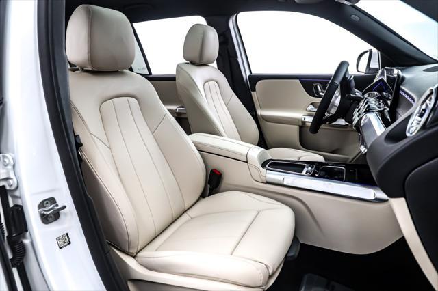 new 2025 Mercedes-Benz GLB 250 car, priced at $49,420