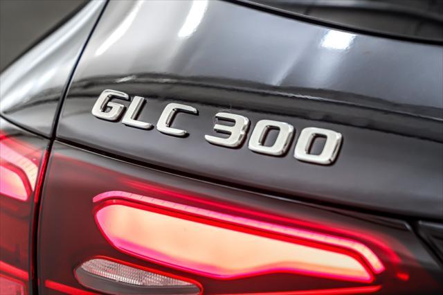 new 2025 Mercedes-Benz GLC 300 car, priced at $58,985