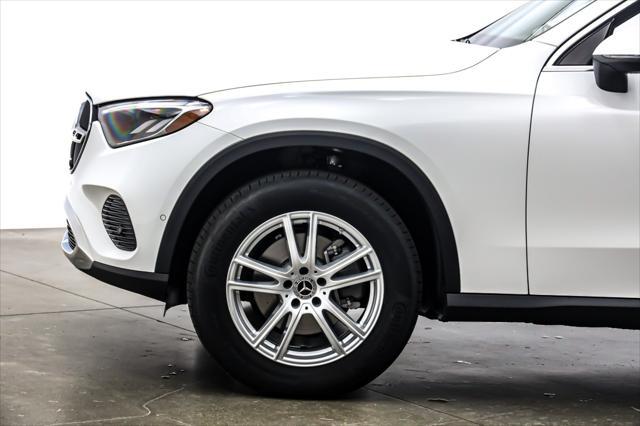 new 2025 Mercedes-Benz GLC 300 car, priced at $52,350