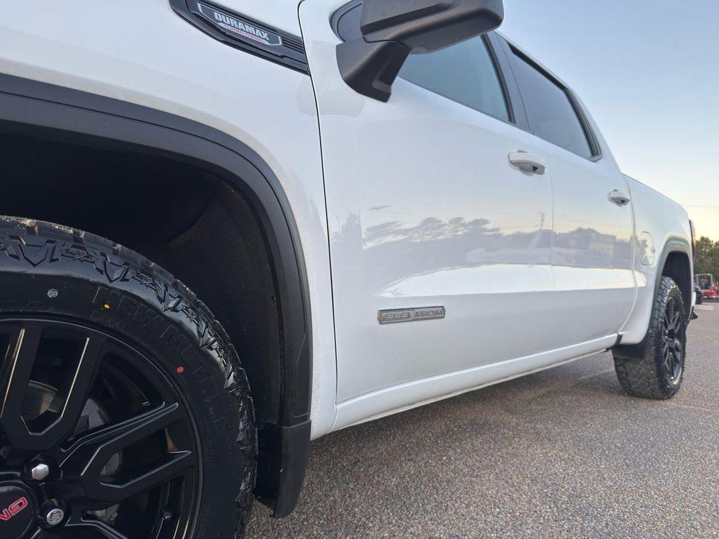 used 2022 GMC Sierra 1500 car, priced at $30,900