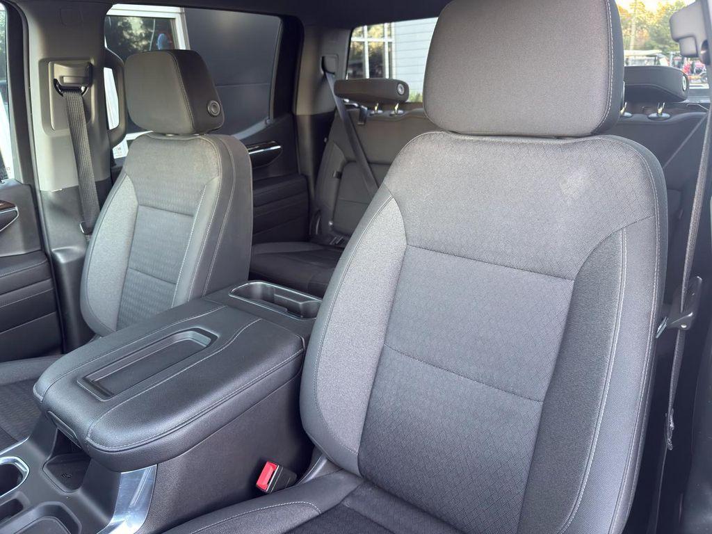 used 2022 GMC Sierra 1500 car, priced at $30,900