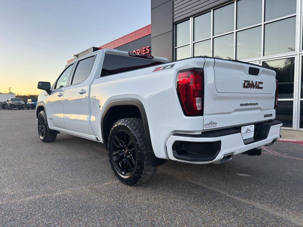 used 2022 GMC Sierra 1500 car, priced at $30,900