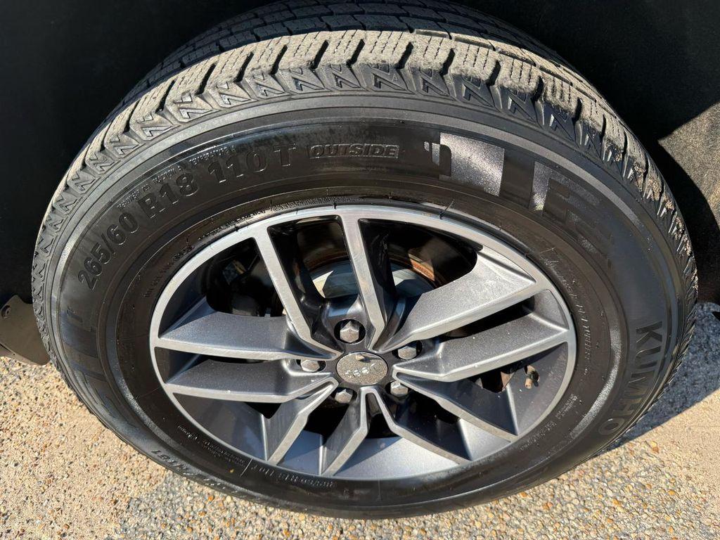 used 2017 Jeep Grand Cherokee car, priced at $10,900