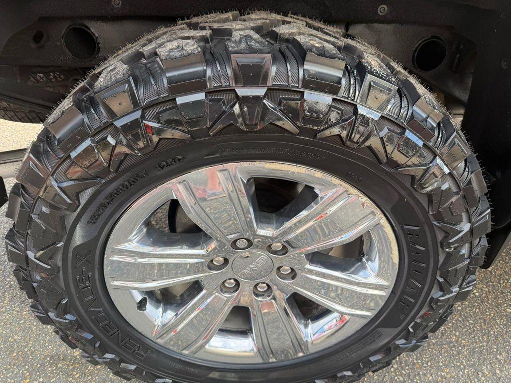 used 2017 GMC Sierra 1500 car, priced at $28,900