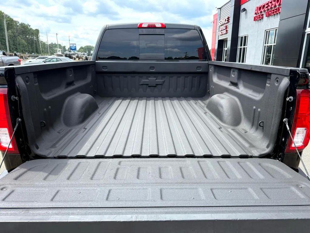 used 2018 Chevrolet Silverado 1500 car, priced at $31,900