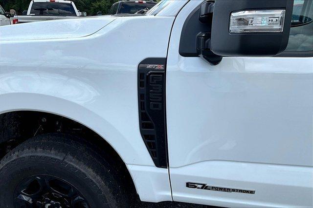 new 2025 Ford F-350 car, priced at $65,700