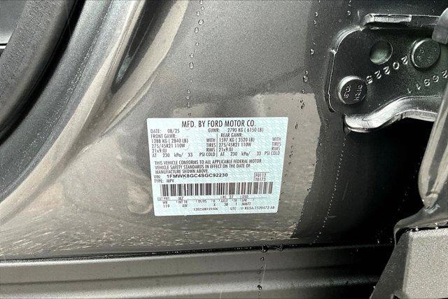 new 2025 Ford Explorer car, priced at $55,962