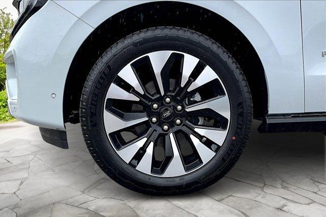 new 2025 Ford Expedition car, priced at $77,506