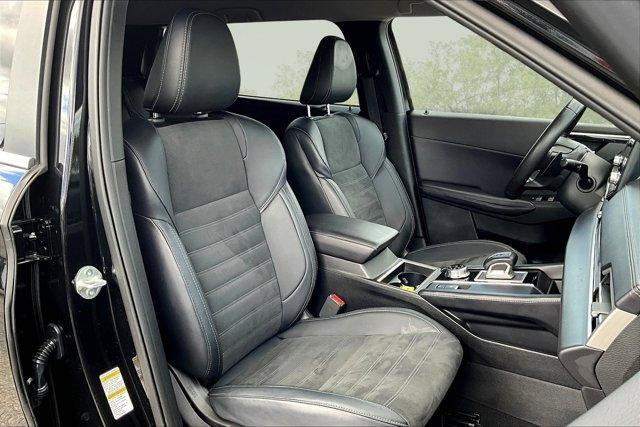 used 2024 Mitsubishi Outlander car, priced at $26,242
