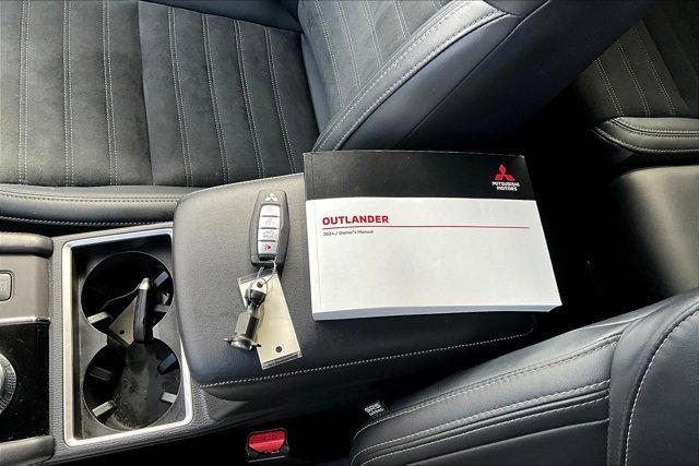 used 2024 Mitsubishi Outlander car, priced at $26,242