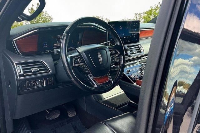 used 2022 Lincoln Navigator car, priced at $39,598