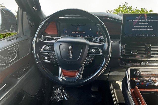 used 2022 Lincoln Navigator car, priced at $39,598