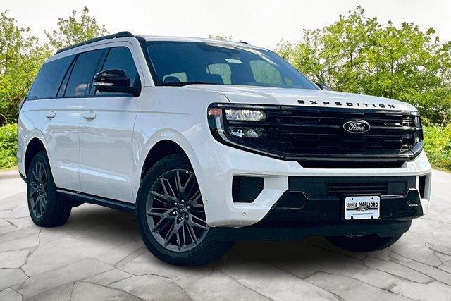 new 2025 Ford Expedition car, priced at $80,400