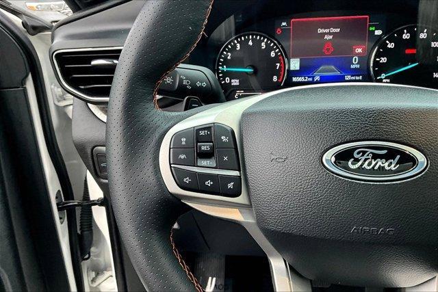 used 2024 Ford Explorer car, priced at $39,781