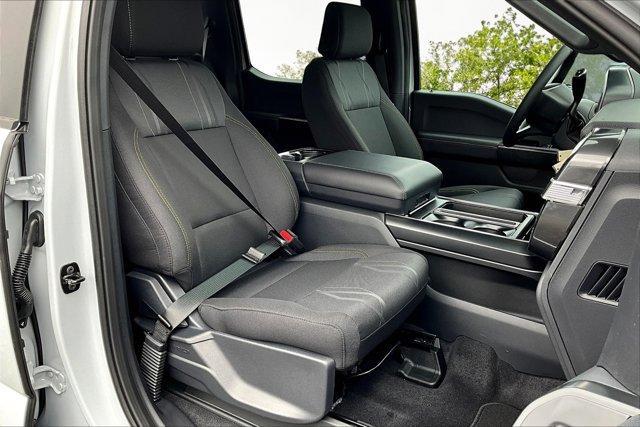 new 2025 Ford F-150 car, priced at $44,127