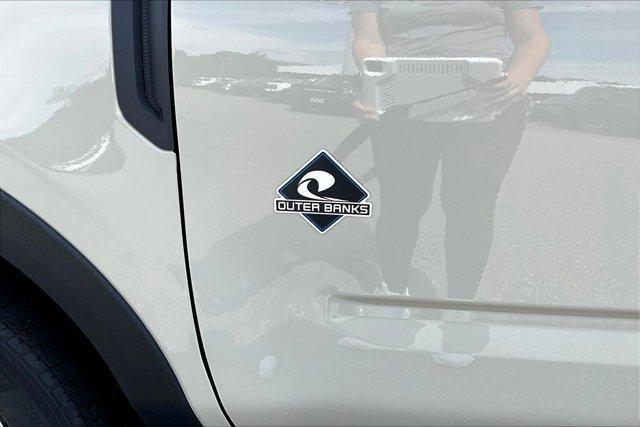 new 2025 Ford Bronco Sport car, priced at $34,924