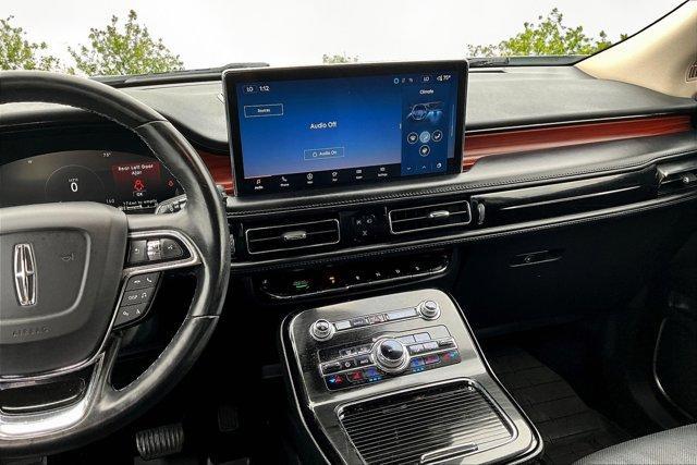 used 2022 Lincoln Nautilus car, priced at $31,492