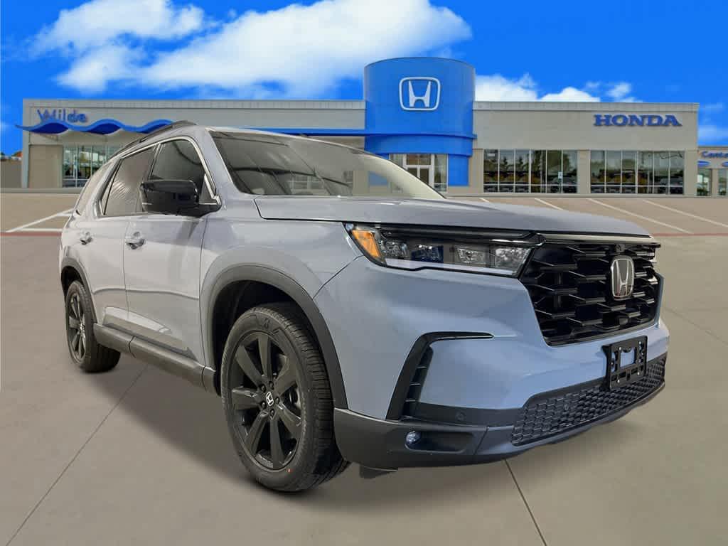new 2025 Honda Pilot car, priced at $52,376