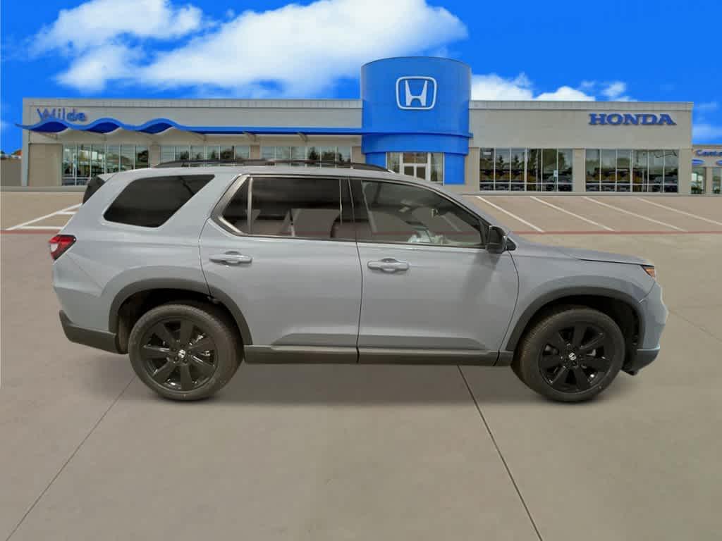 new 2025 Honda Pilot car, priced at $52,376